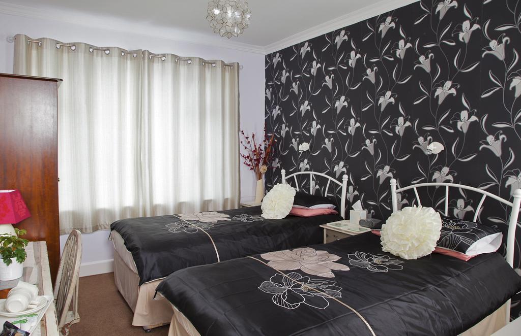 Anchorage Guest House Brixham Esterno foto